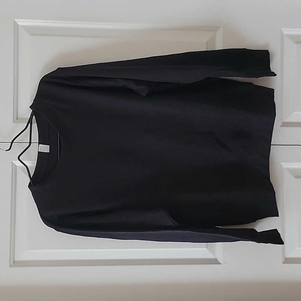 Black Sweatshirt
